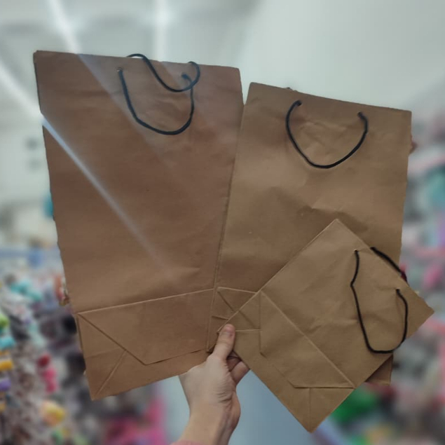 

Paper Bag Cokelat Ukuran 33cmx21cm Tempat Kado Atau Tempat Barang Barang Harga Grosir Bisa Cod