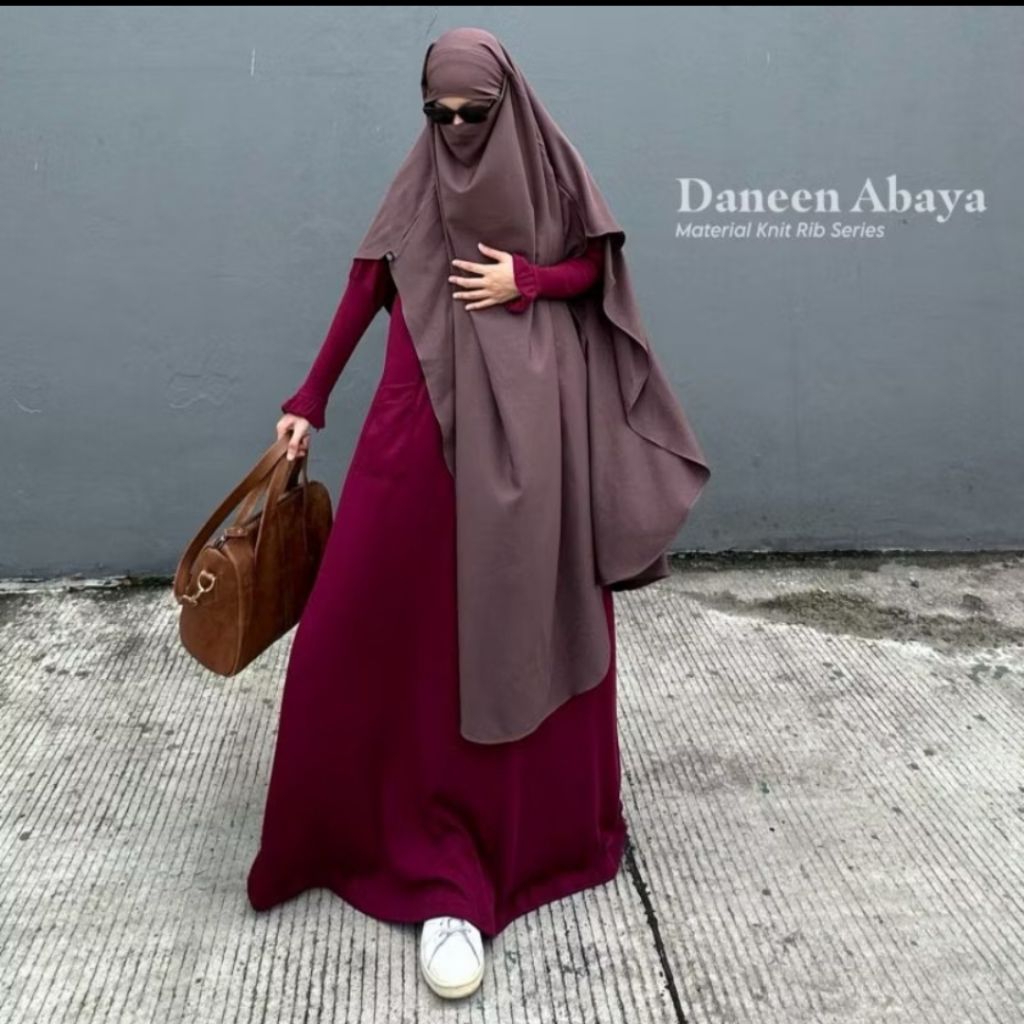 Preloved Gamis Knit Daneen Abaya by Outlet Bunda
