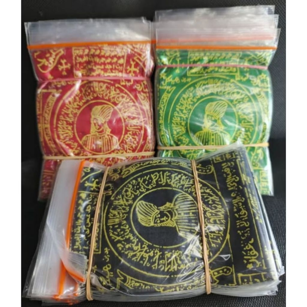 Sapu tangan Hasanuddin Isi 20 pcs Hitam, Hijau & Merah