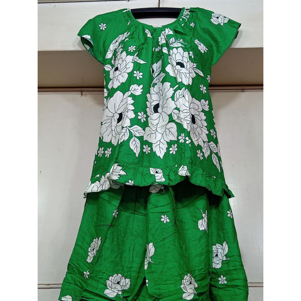 Setelan Hotpants Jumbo Gajah Putih (random)