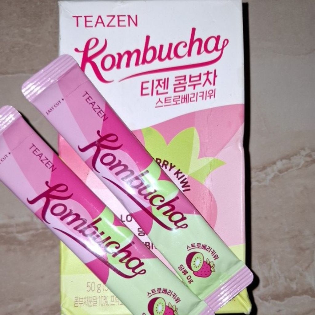 

[READY STOCK] KOMBUCHA TEAZEN STRAWBERRY KIWI