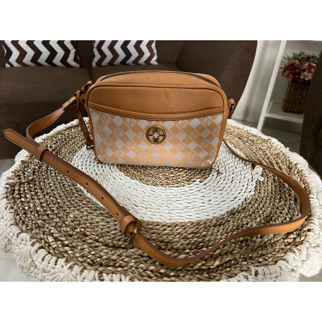 Ocil Brennon Leather Camera Bag Size