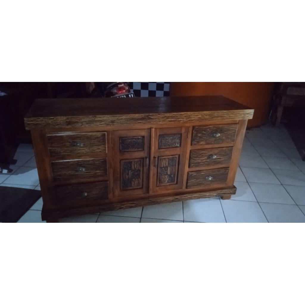 Bufet Pendek Minimalis