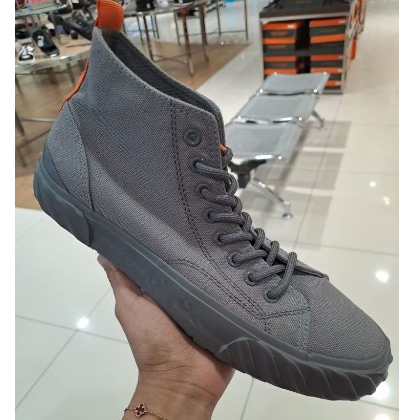 sepatu pria boot sniker Cardinal by matahari