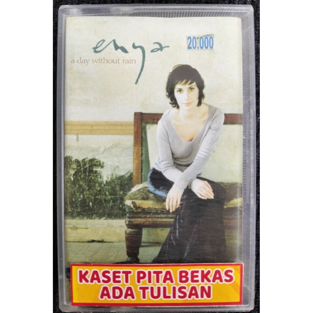 kaset pita bekas enya