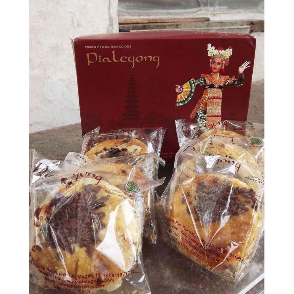 Pia Legong Oleh Oleh Khas Bali