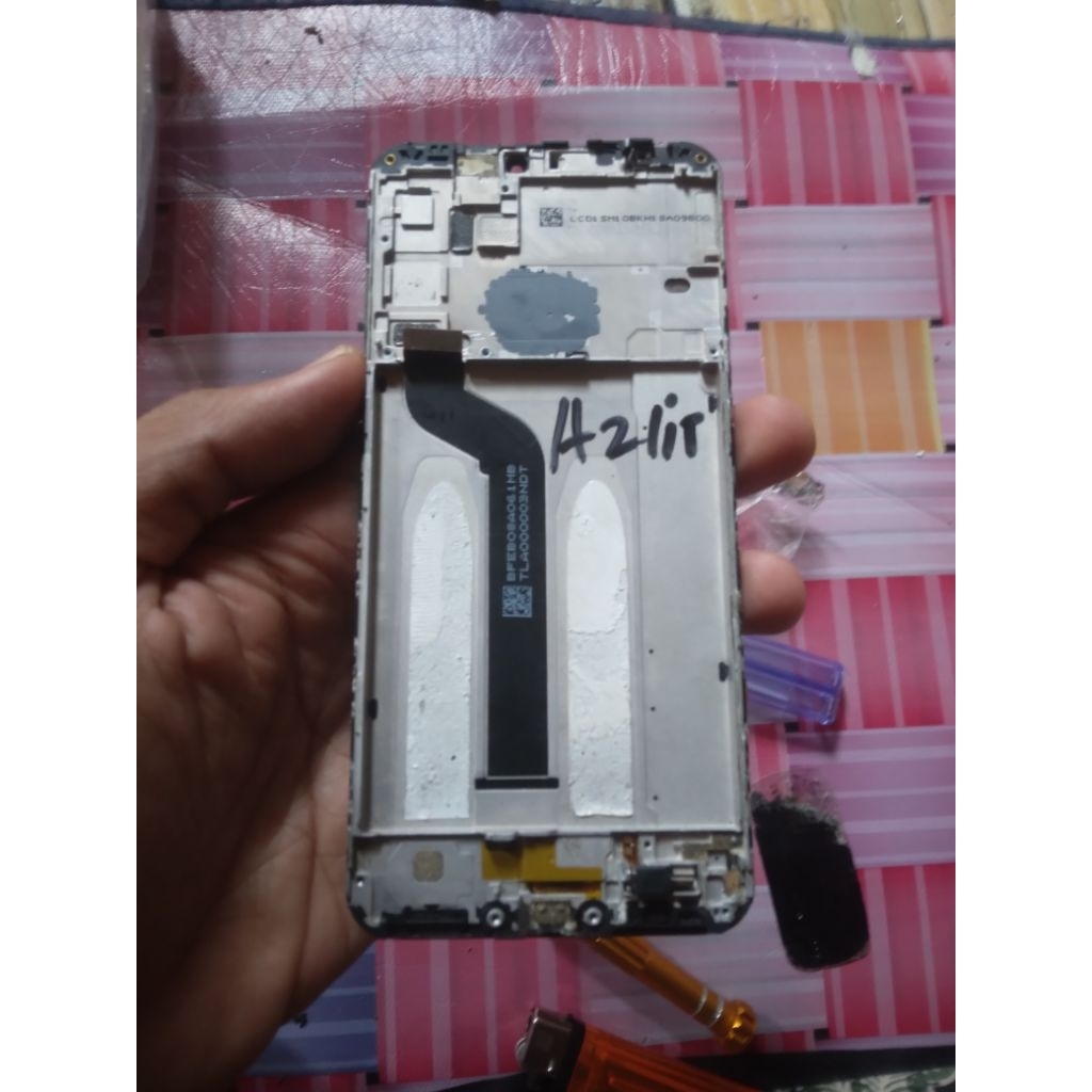 frame tatakan lcd mi a2 lite normal ori copotan