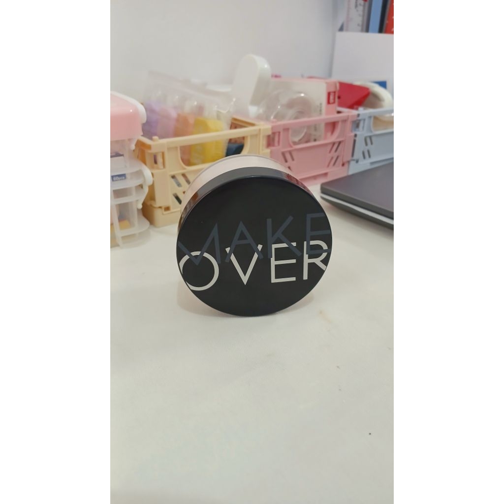 [PRELOVED] MAKEOVER Sily Smooth Translucent Powder
