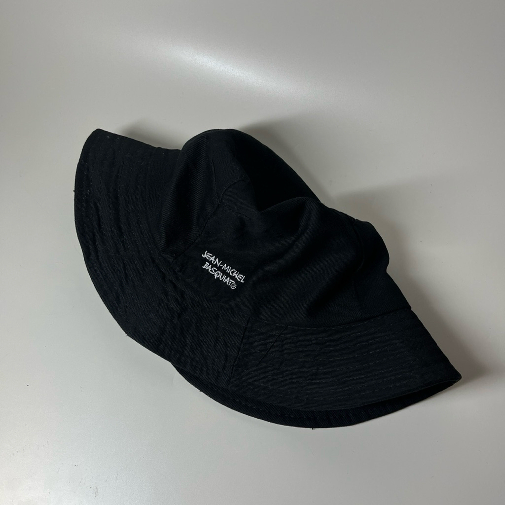 Topi Bucket Jean Michel Basquiat JMB
