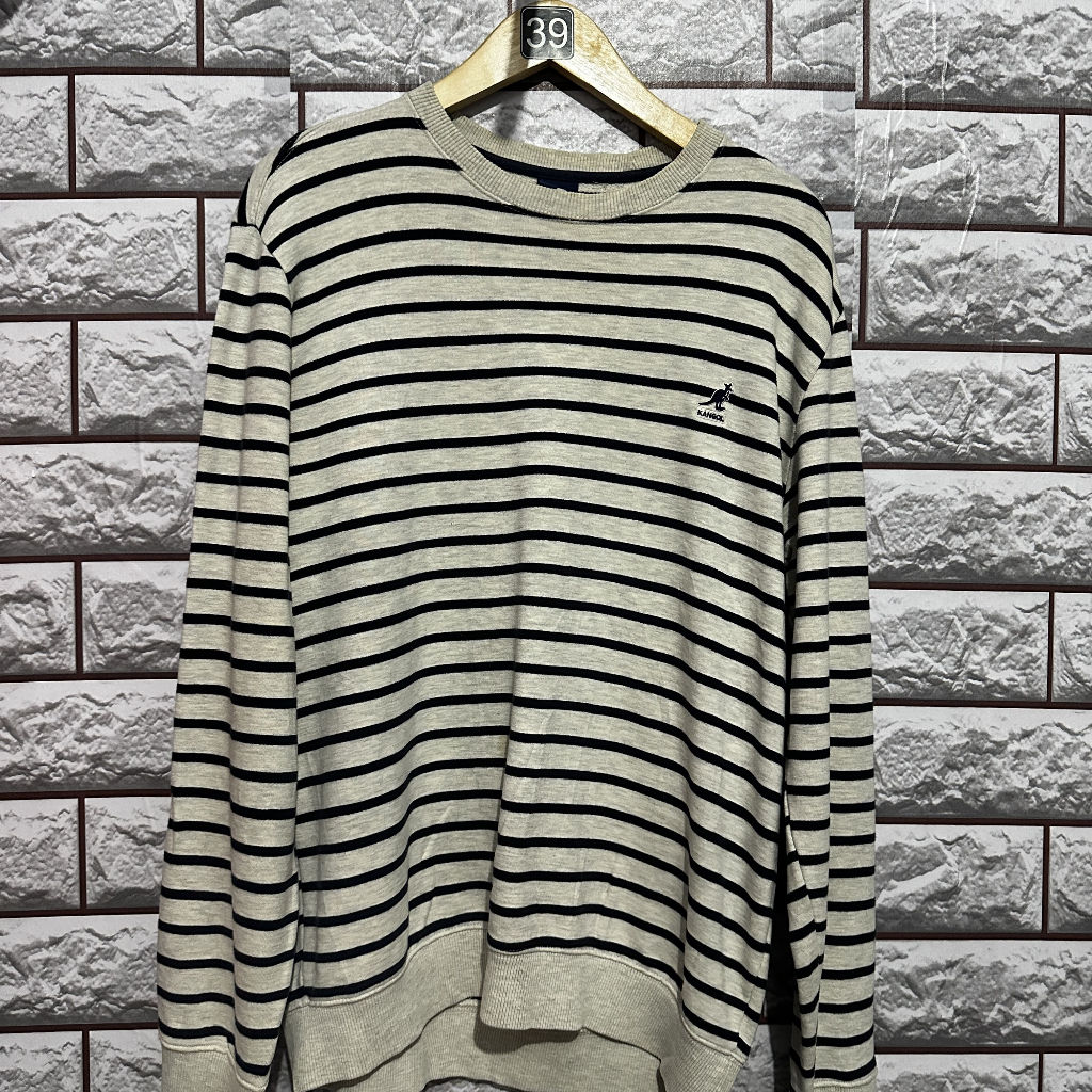 Kangol Hitam & Putih - Stripe (Crewneck)