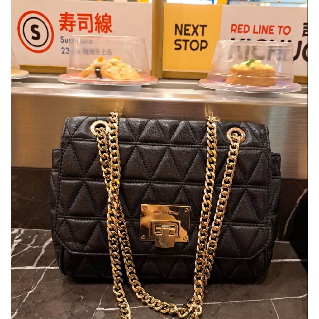 MK Sloan Hitam Medium