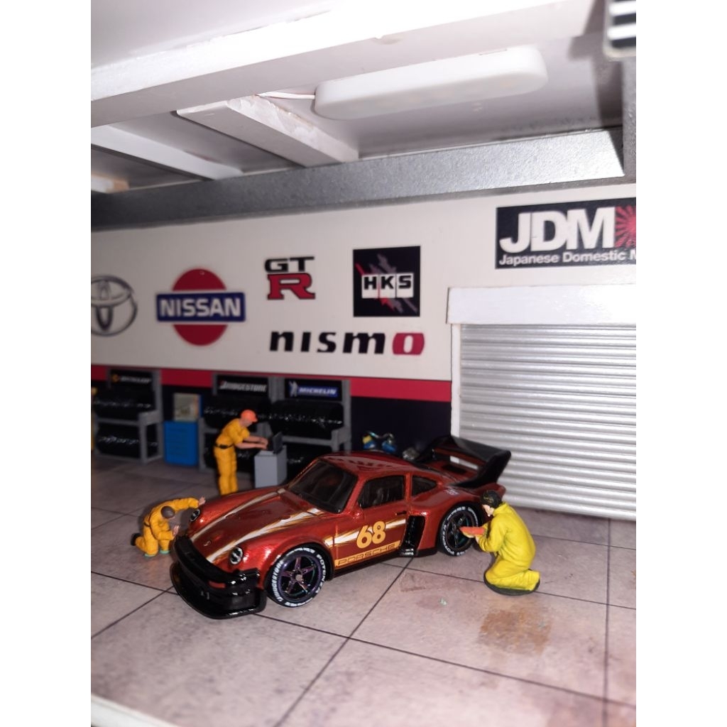 Hot wheels porsche 934.5