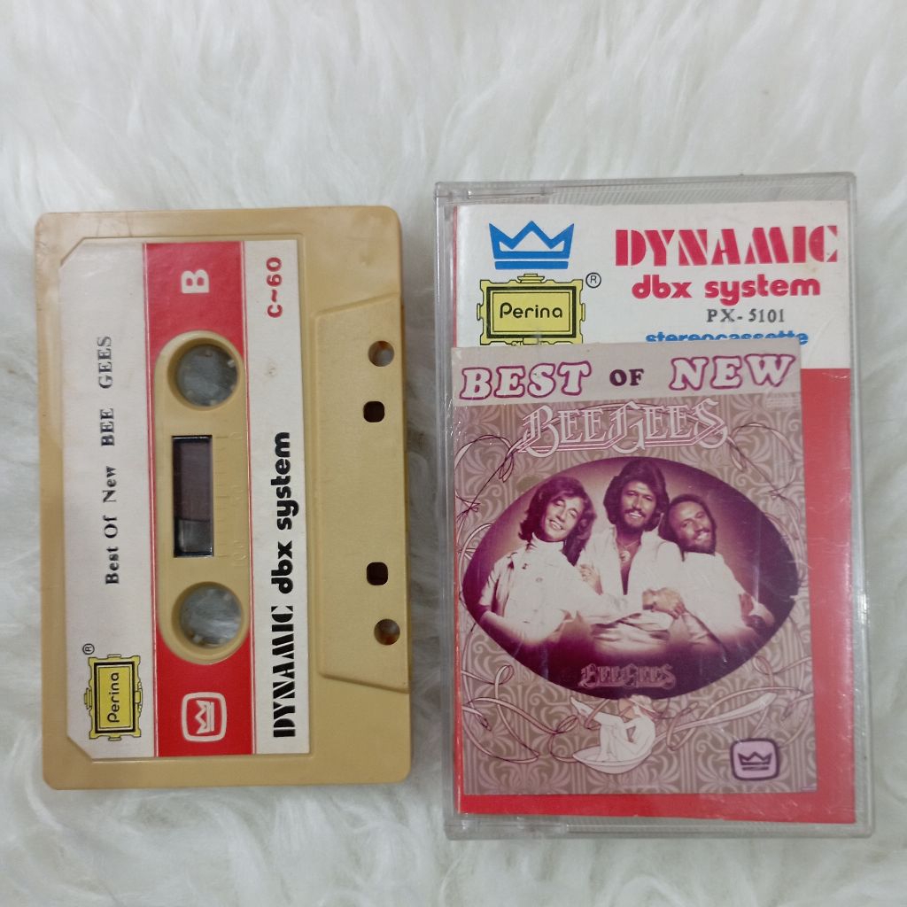 kaset pita bee gees
