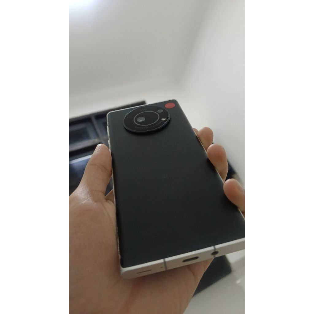 leitz phone 1 DT (death touch) gak bisa disentuh
