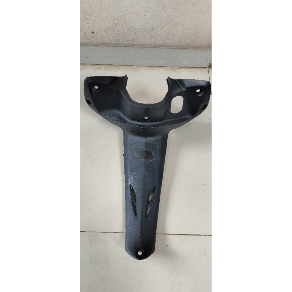 cover tengah legshild tengah Revo lama original