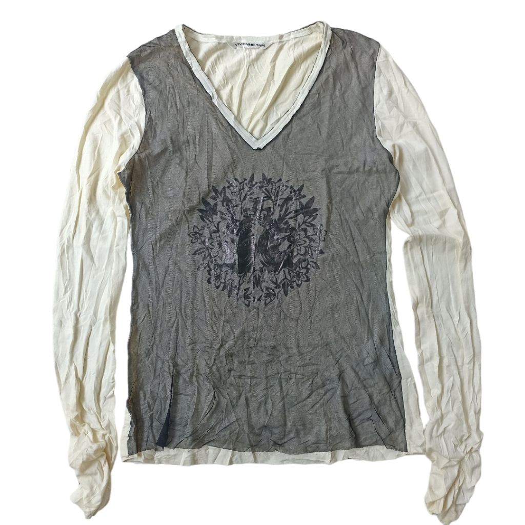 Kaos Lengan Panjang Vivienne Tam