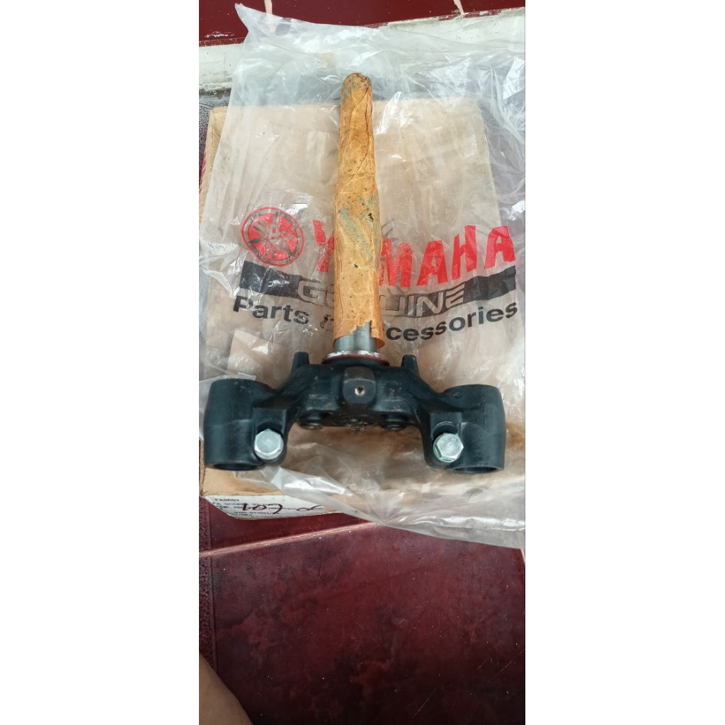 segitiga Shok depan Yamaha FIZ R FIZ original 4US