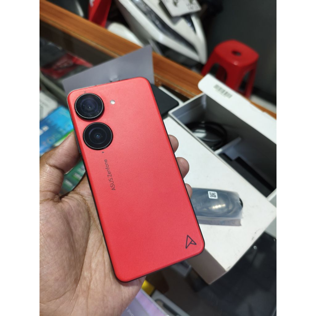 asus zenfone 10 8/128 second