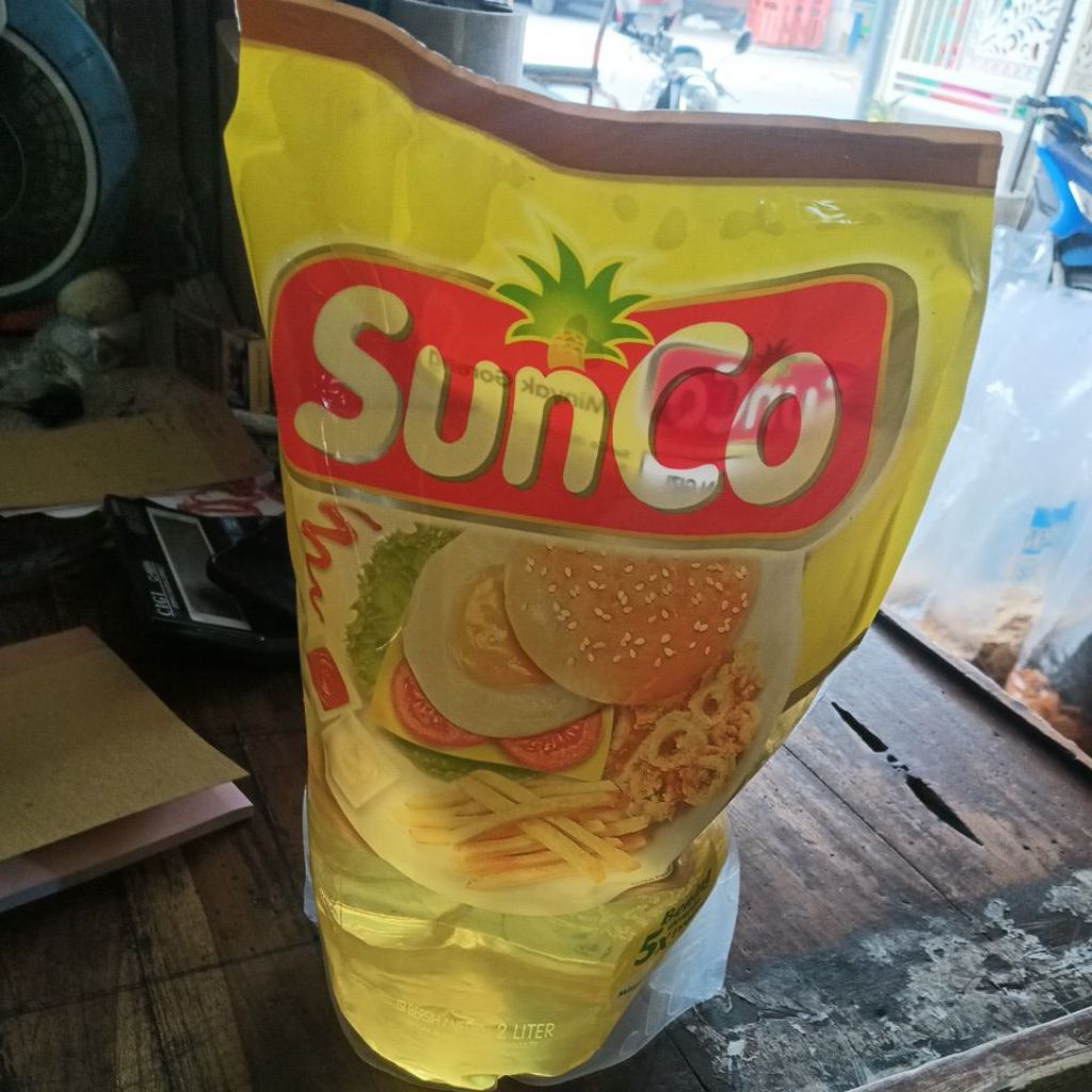 

minyak sanco2L 1dus 6pcs