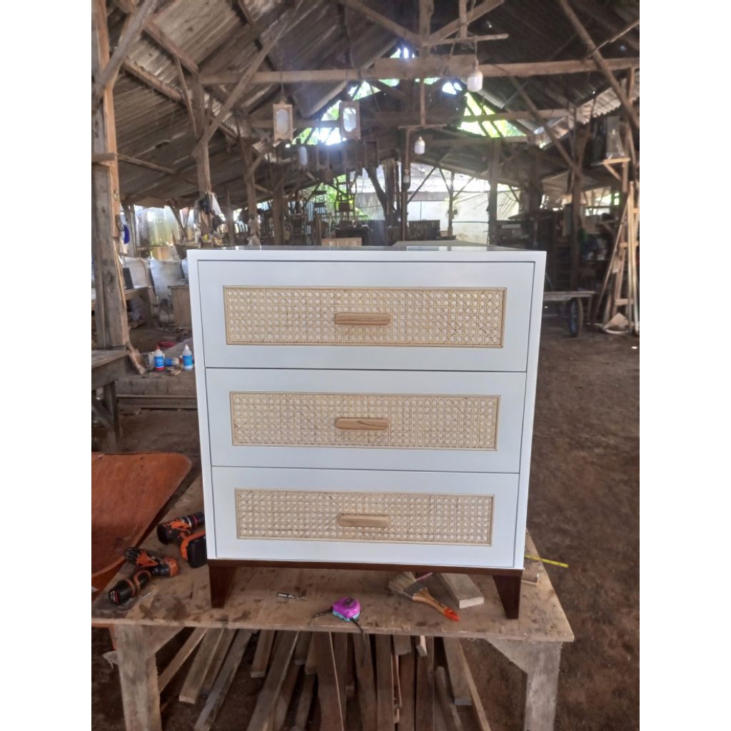 nakas jati cat duco laci 3 kombinasi rotan