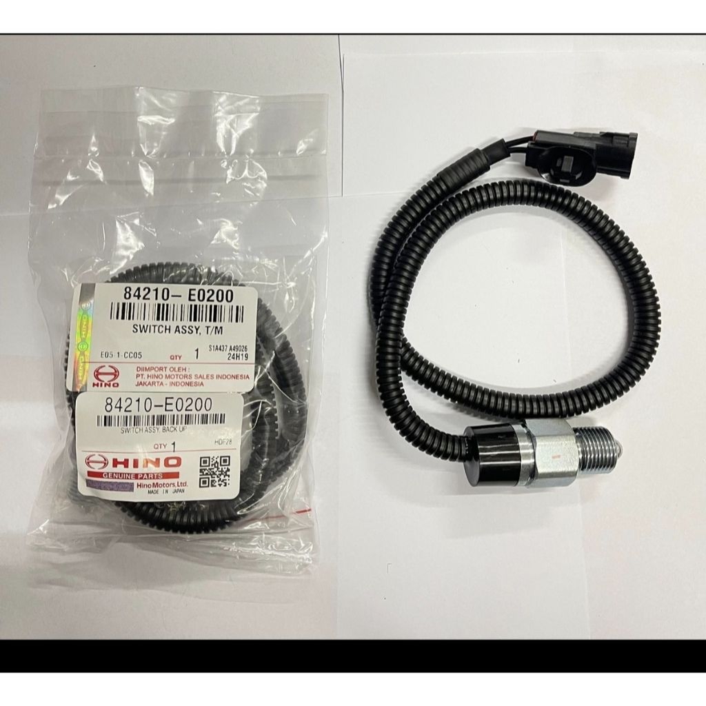 Switch Transmisi Switch Back Up Hino 500 FM260JD 84210-E0020