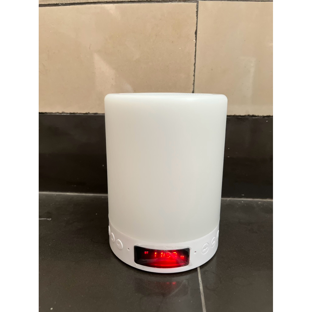 SPEAKER GANTUNG LAMPU BLUETOOTH RGB