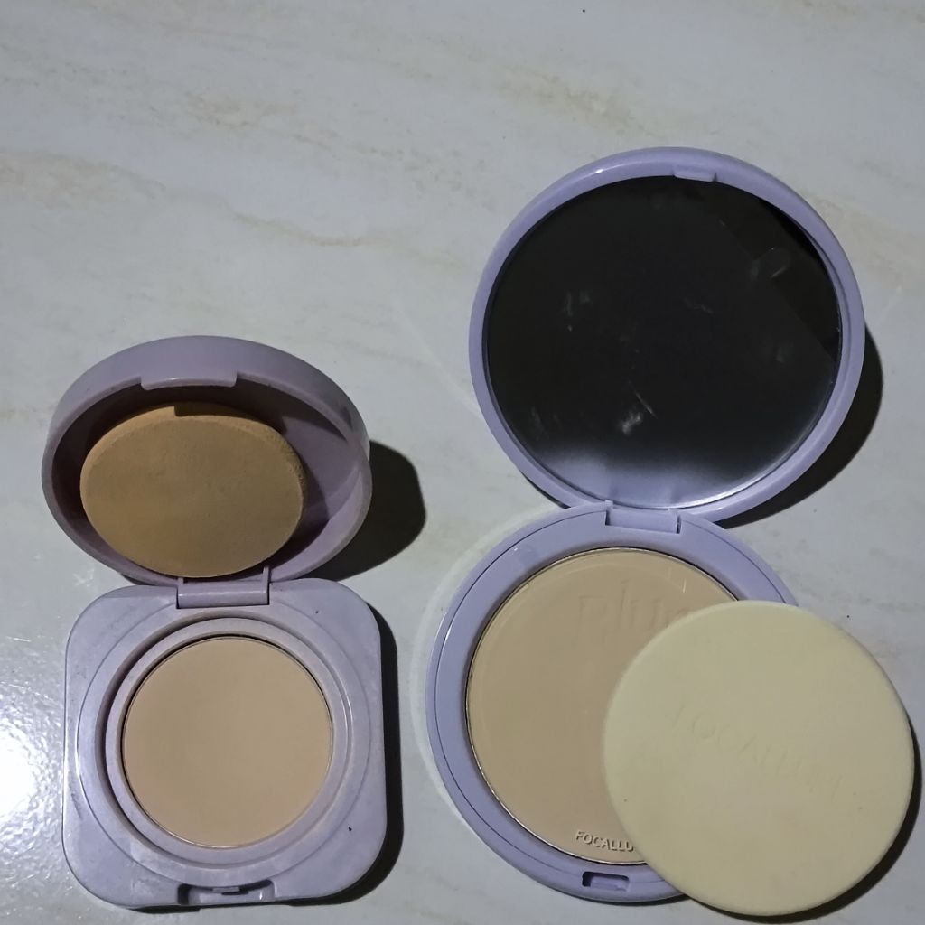 Preloved Two Way Cake Luxcrime & Pressed Powder Focallure