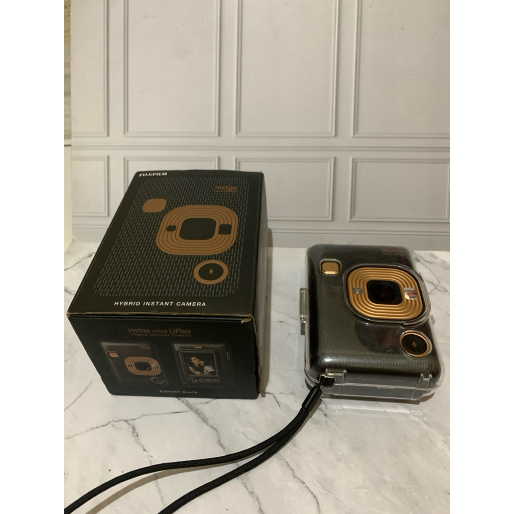 Instax polaroid second