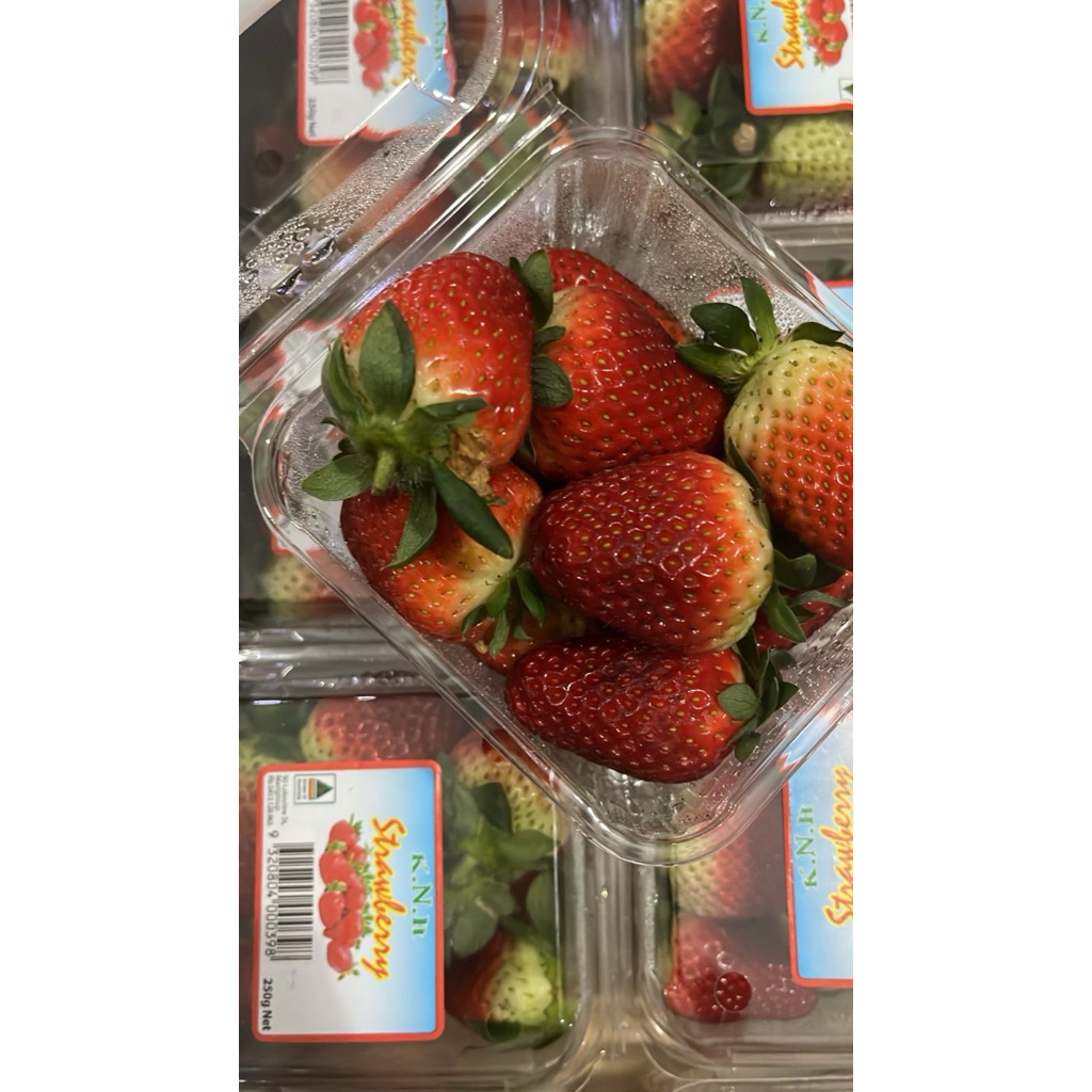 

Strawberry Australia Fresh 250 gram per pack