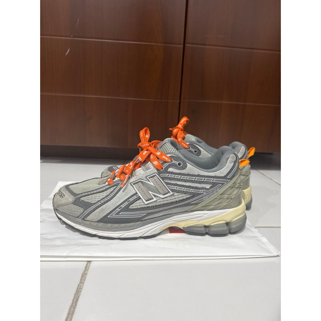 sepatu NB new balance 1906r hollwood invicible second