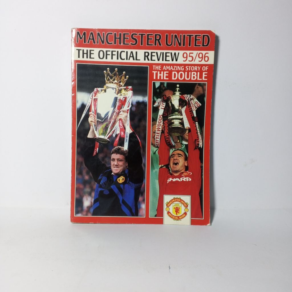 Manchester united the official review 1995 1996 the amazing story of the double