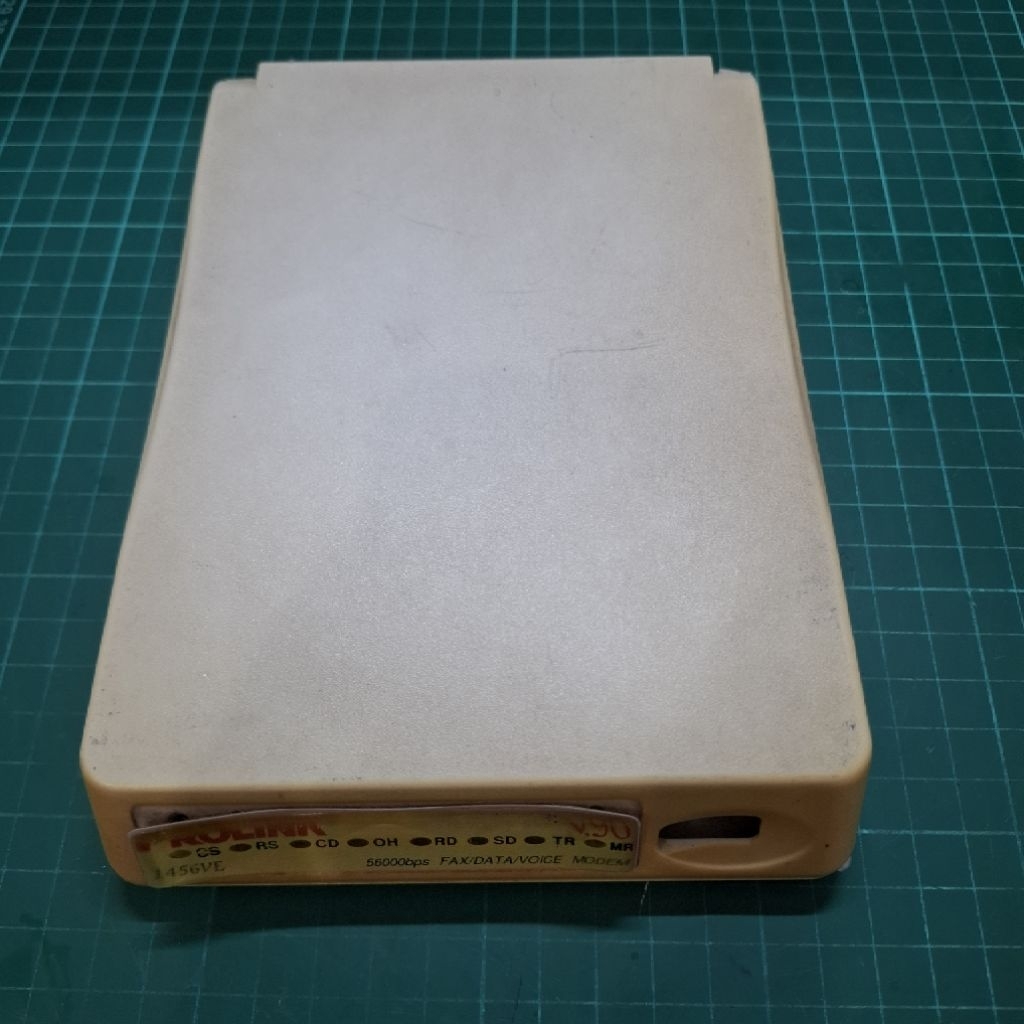 Casing Kosong Bekas, Modem jadul Prolink rusak