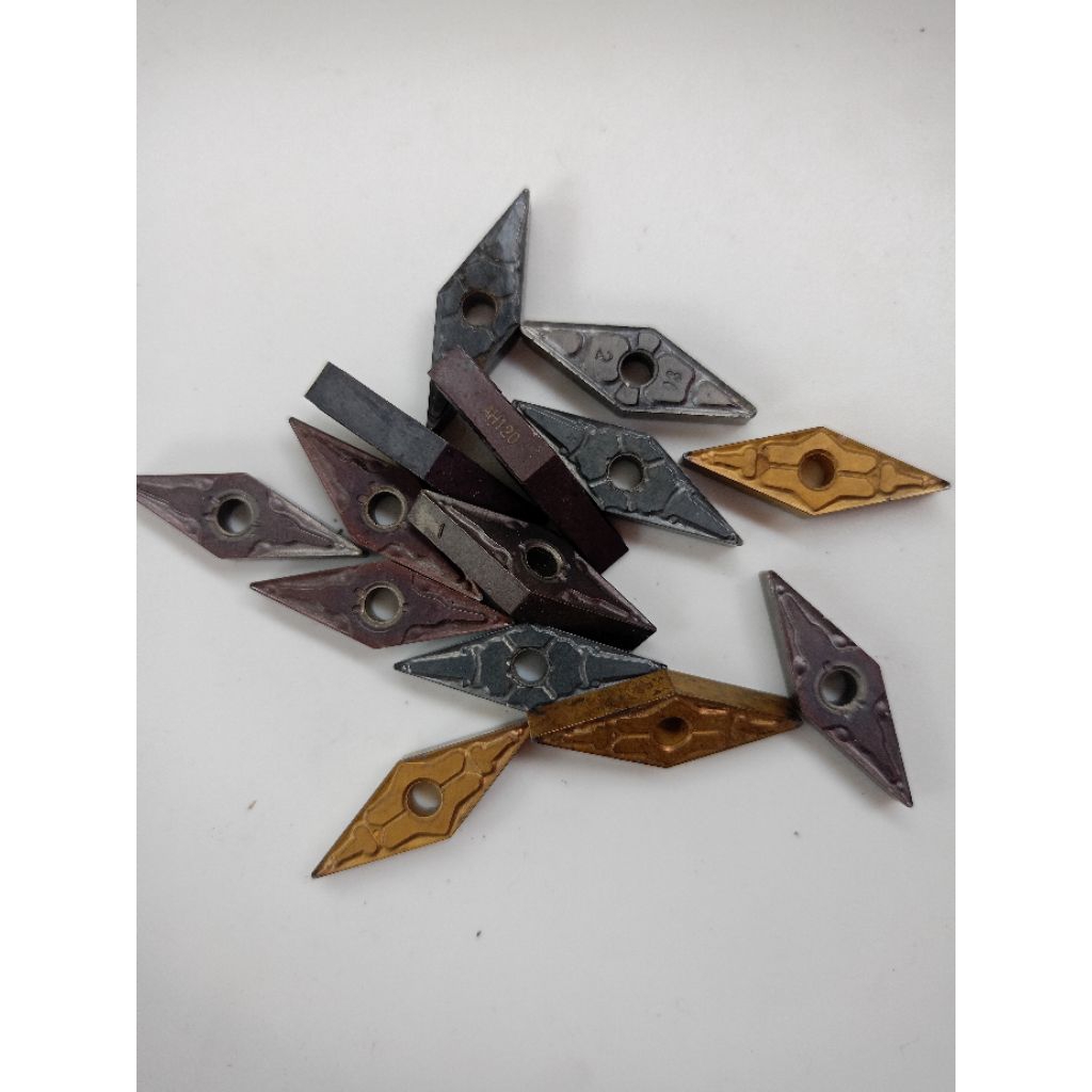 Insert Bubut/Pahat bubut tipe VNMG 160404 Carbide