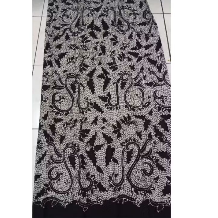 Kain Batik Tulis Asli Salem Brebesan Motif Klasik