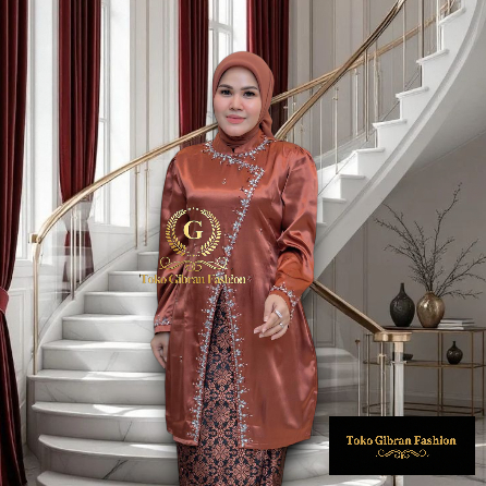 RECOMMENDED Baju Kurung Songket Hijab Friendly – Outfit Kondangan Syari Mewah & Nyaman