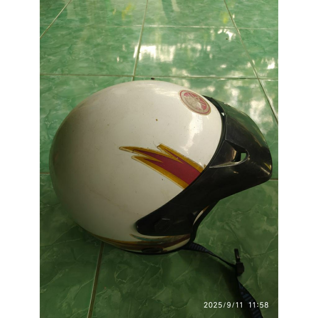 helm bekas yamaha jadul