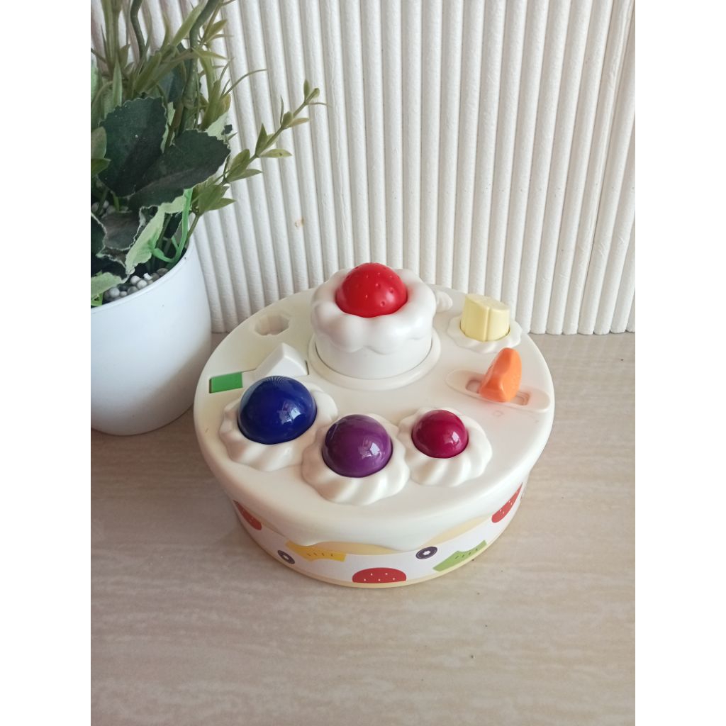 preloved mainan kue ultah benesse