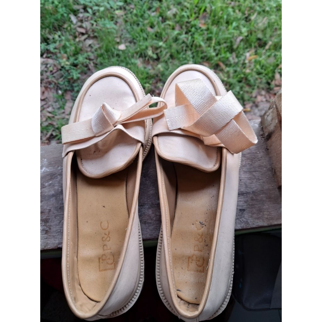 PRELOVED SEPATU DOCMART