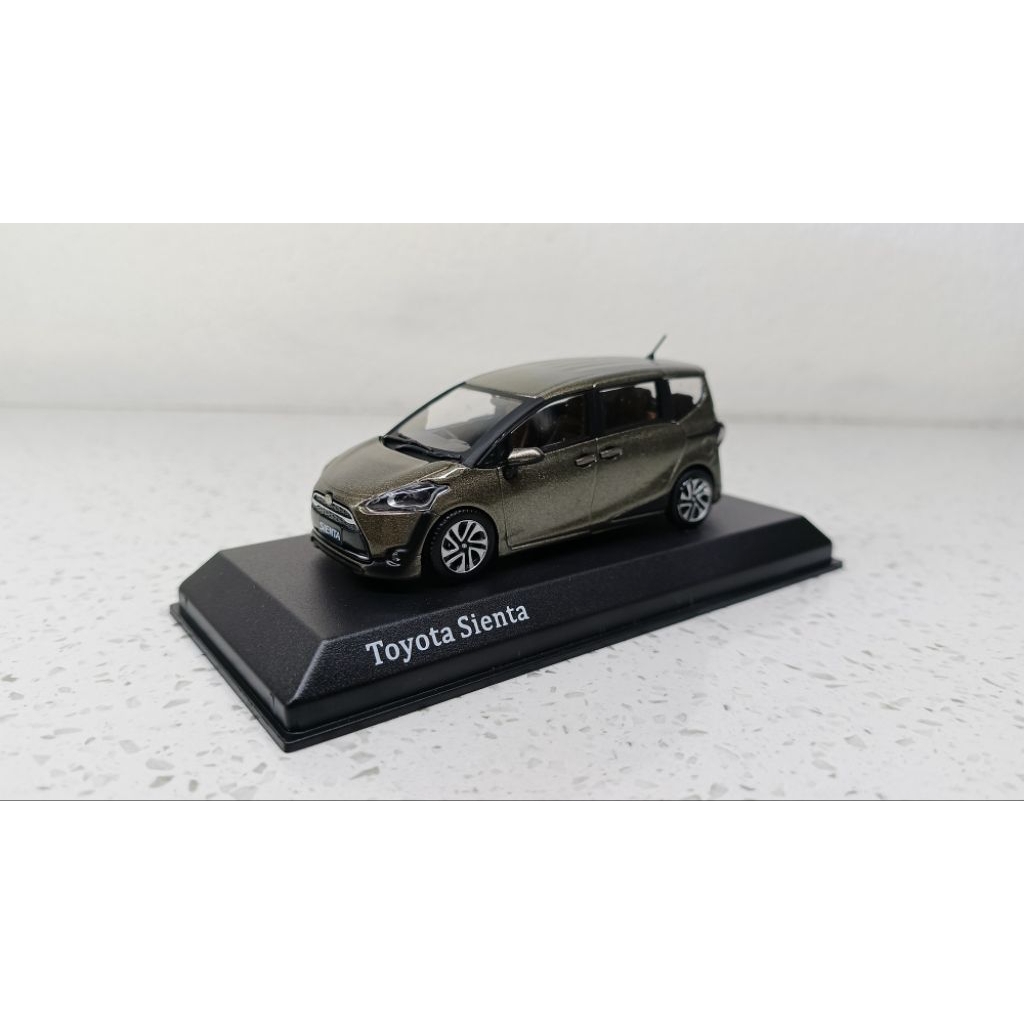 RIMS Toyota Sienta Type Q Metallic Brown Diecast Models