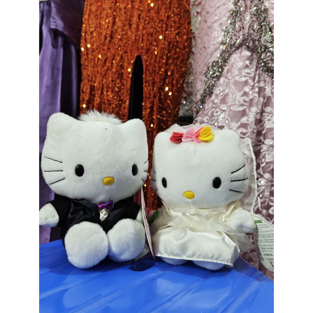 boneka hello kitty couple