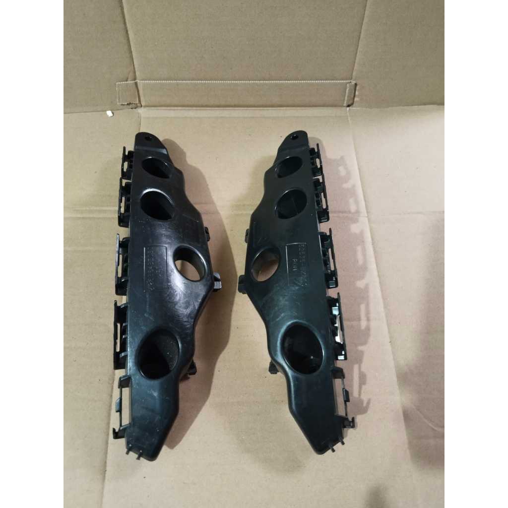 Bracket Bemper Depan Raize Rocky Original