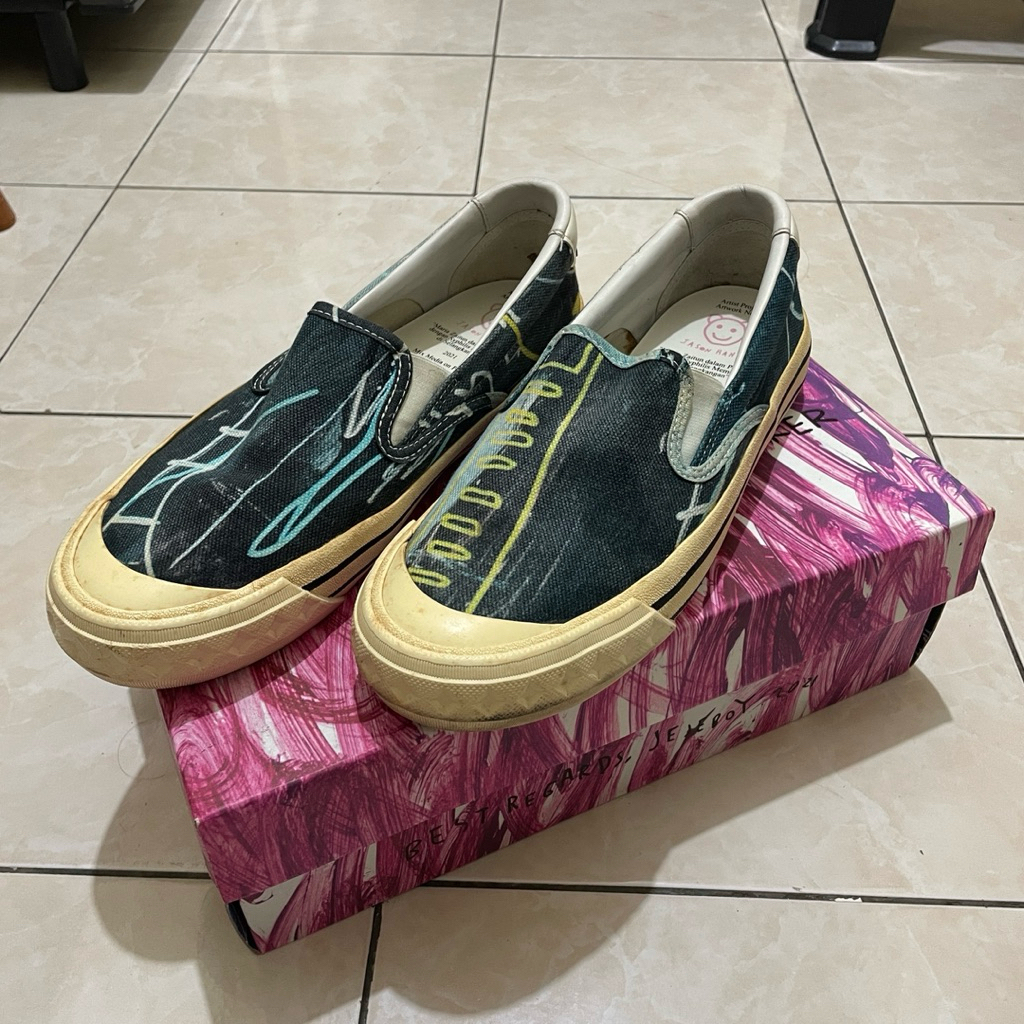 Sepatu Compass x Jason Ranti Artwork 1 Preloved