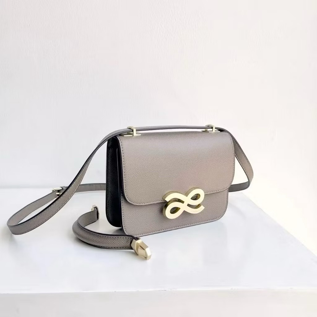 LITTLE BUNNY BAG ORI THAILAND PRELOVED WARNA TRUFFLE