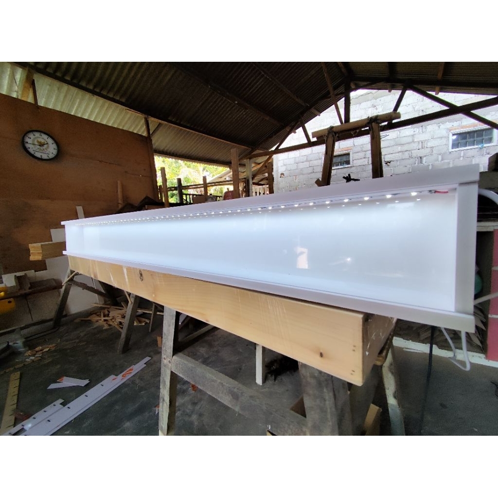 RAK HOTWHEELS PANJANG TUTUP AKRILIK LAMPU LED