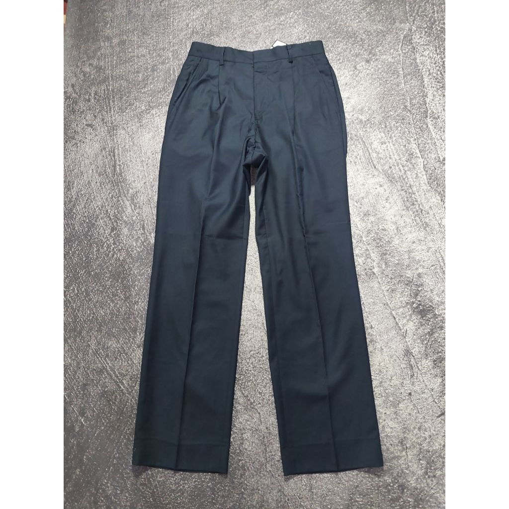 P 33 celana formal insolito size 27