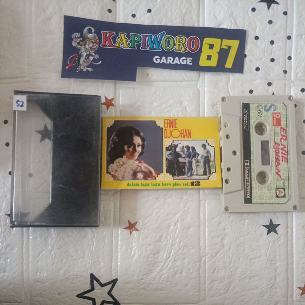 KASET PITA,,,ERNIE DJOHAN DALAM LAGU LAGU KOES PLUS VOL.12