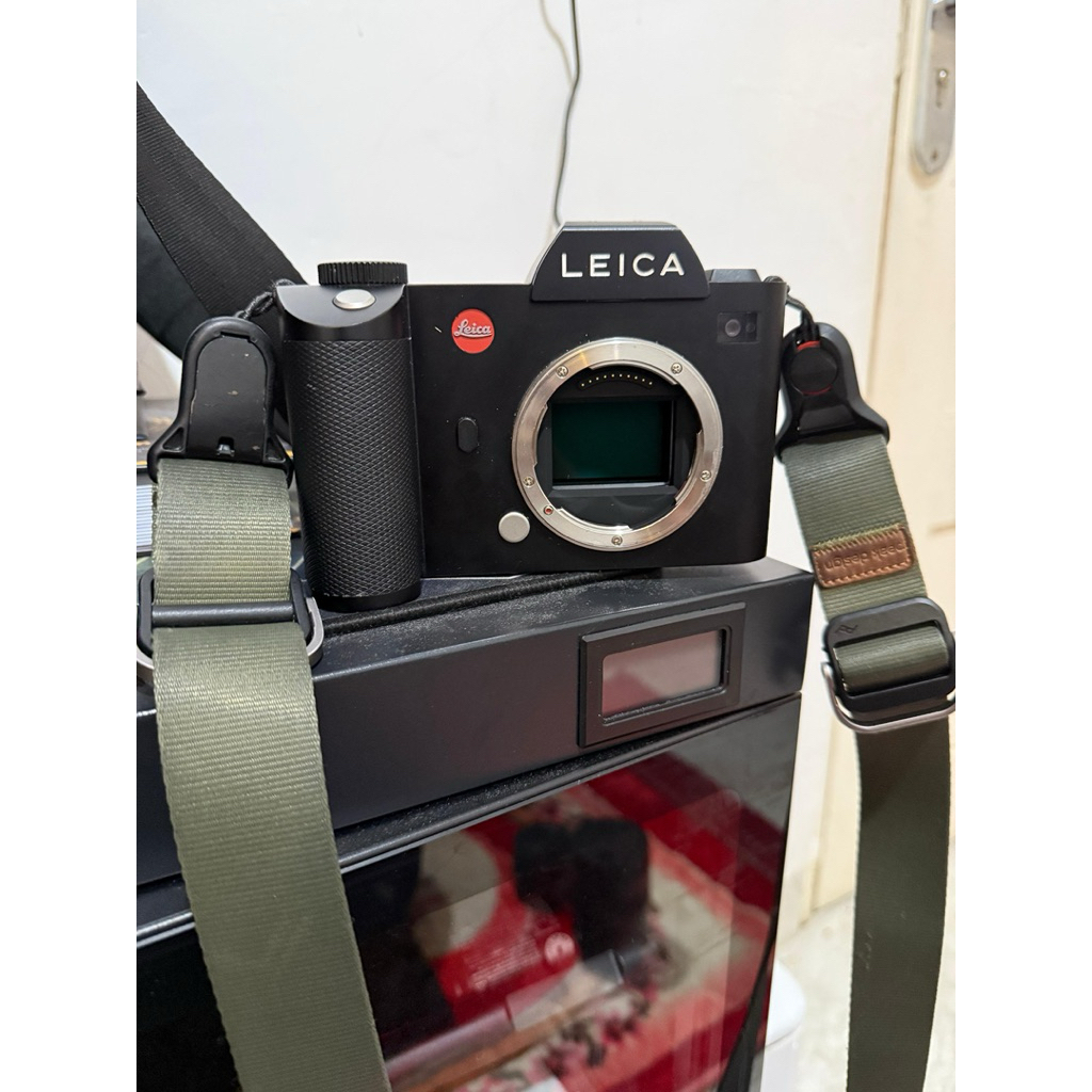 LEICA SL 1 body only