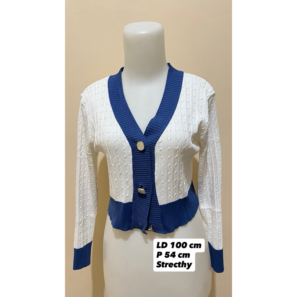 cardigan rajut / cardigan crop / atasan putih / atasan crop
