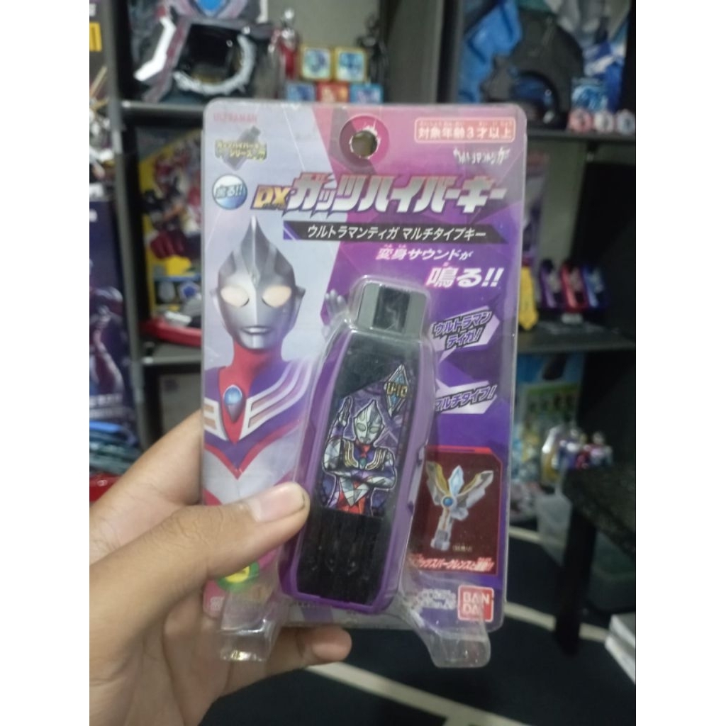 Dx Ultraman Tiga Multi Type Hyperkey