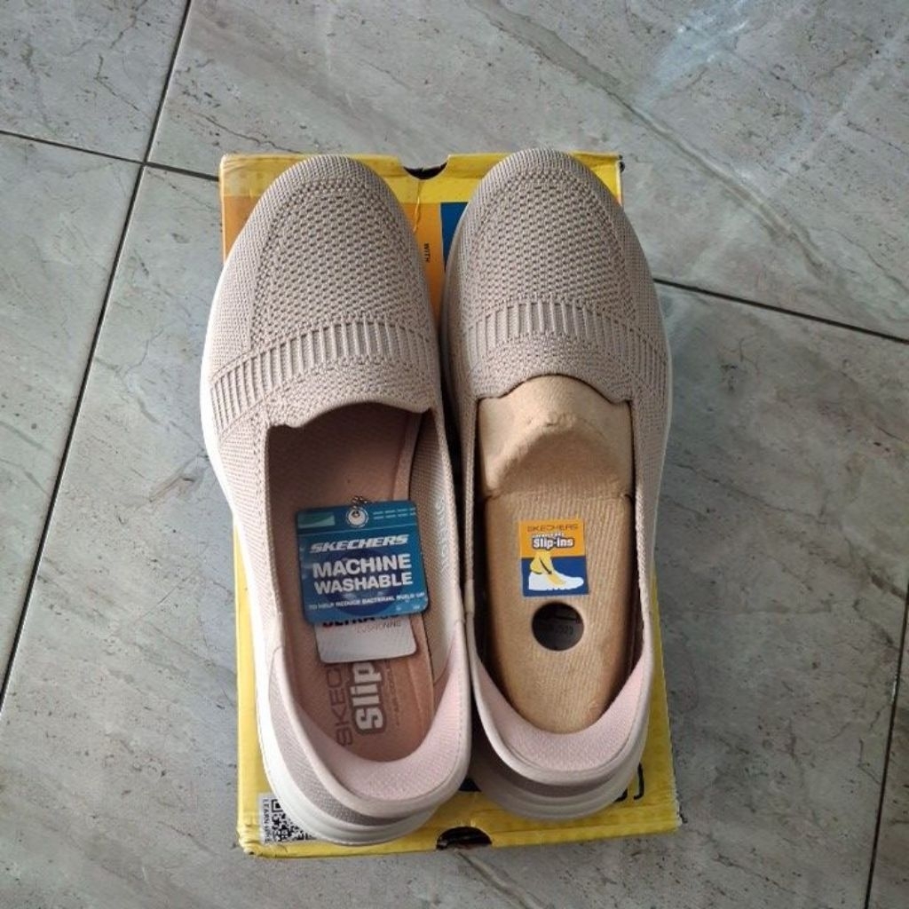 skechers slip-ins ultra go